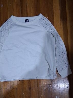 GAP White Eyelet Sleeve Pullover Sweatshirt